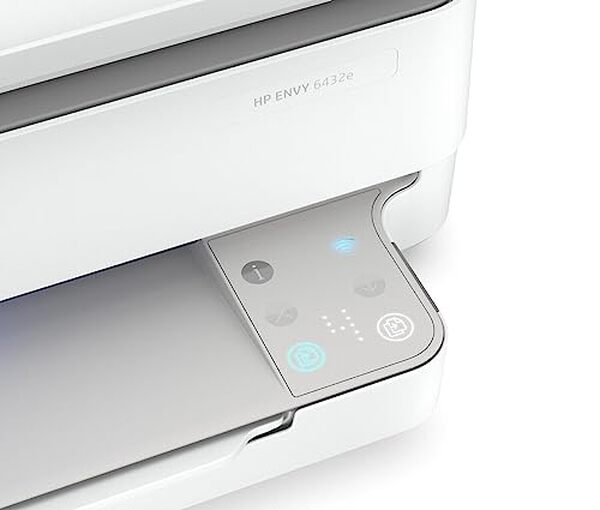 Découvrez notre test complet de l'imprimante HP Envy 6432e blanche : performance, fonctionnalités, design et rapport qualité-prix détaillés pour un choix éclairé